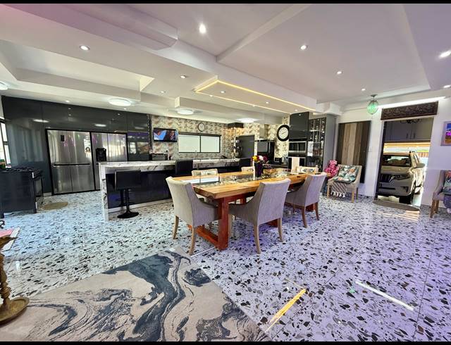 4 BEDROOM HOUSE TO LET IN BALLITO CENTRAL